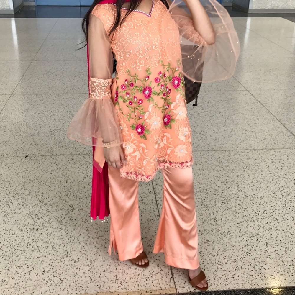 Pakistani suit